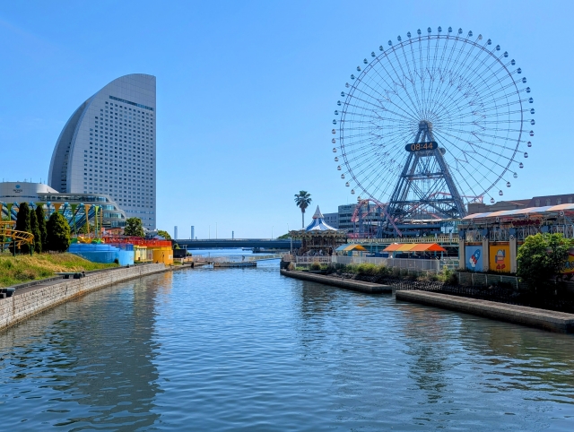 横浜