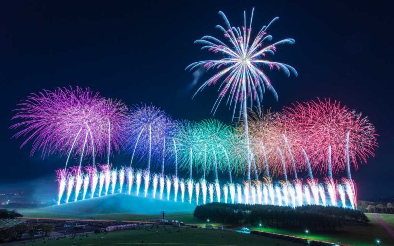 桜島と芸術花火2025