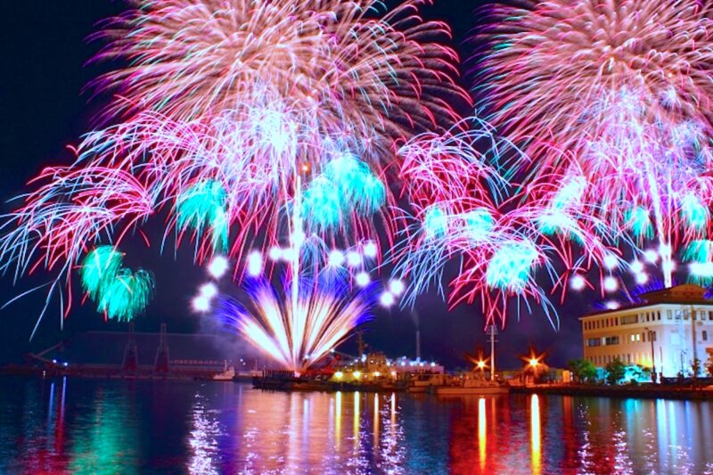 第77回 清水みなと祭り 海上花火大会（静岡県静岡市）