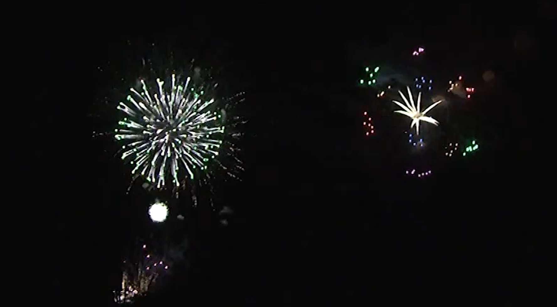 ドンパン祭りの花火