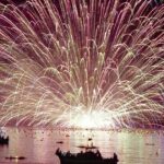 宮津燈籠流し花火大会