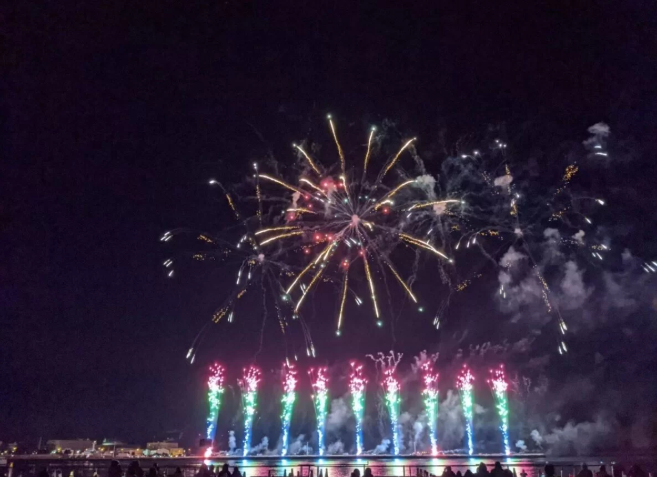 八戸花火大会